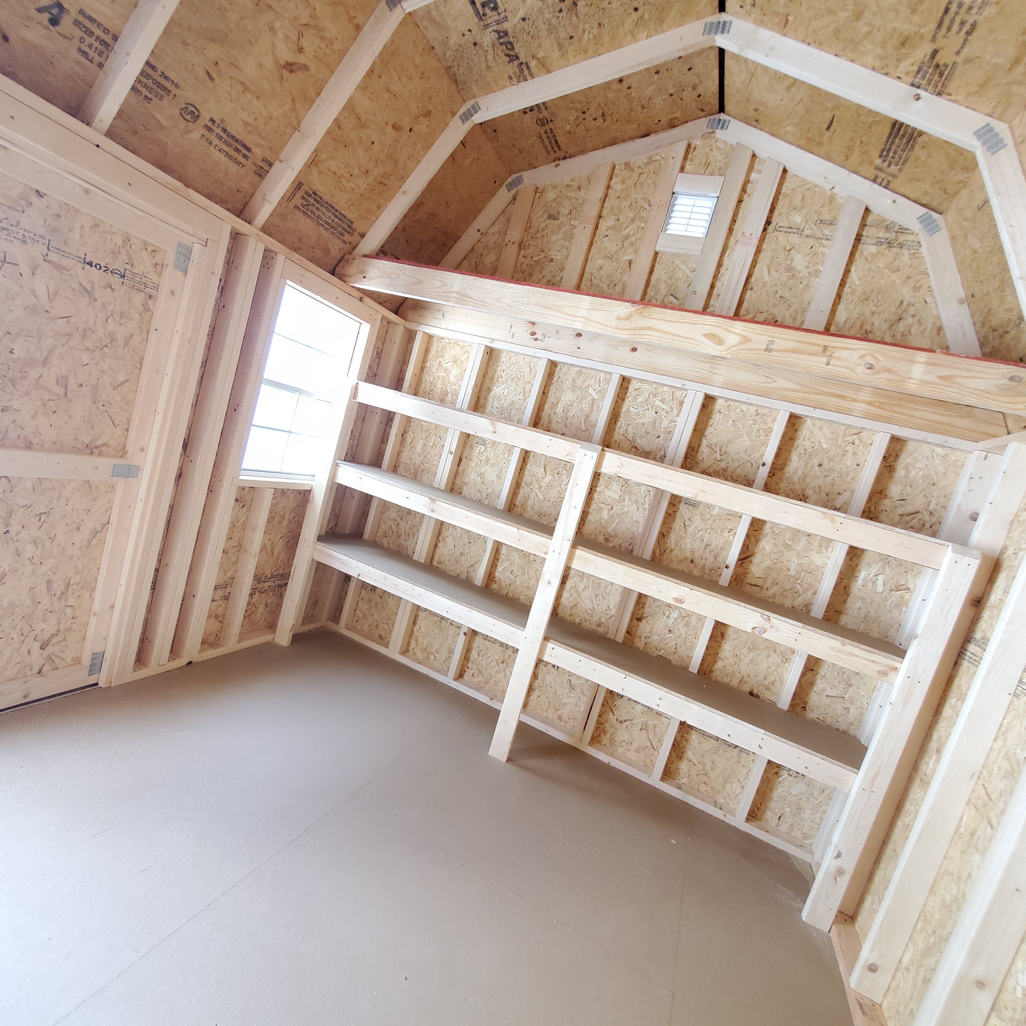 :Image: 10x12 High Wall Barn - 1014h4