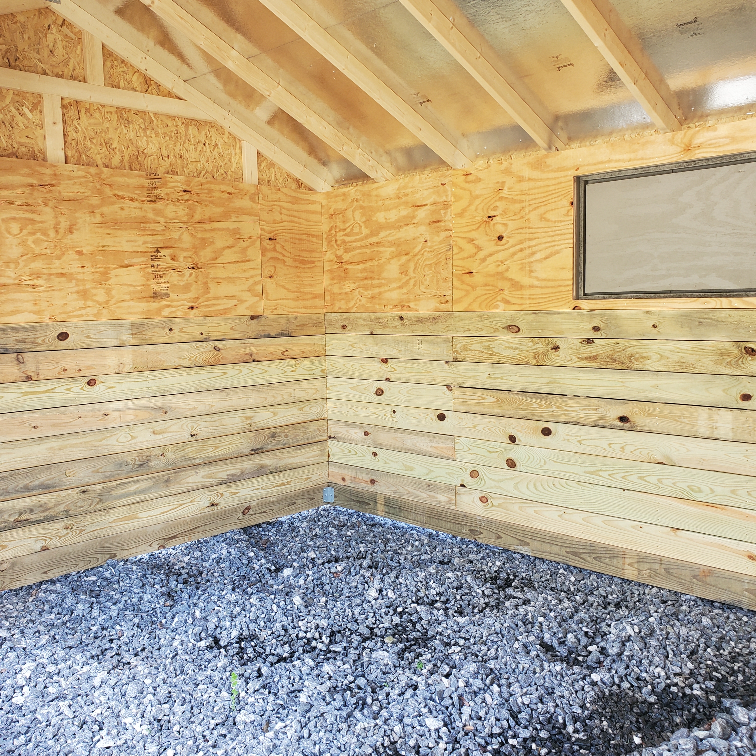 :Image: 10x16 Run in Shed2