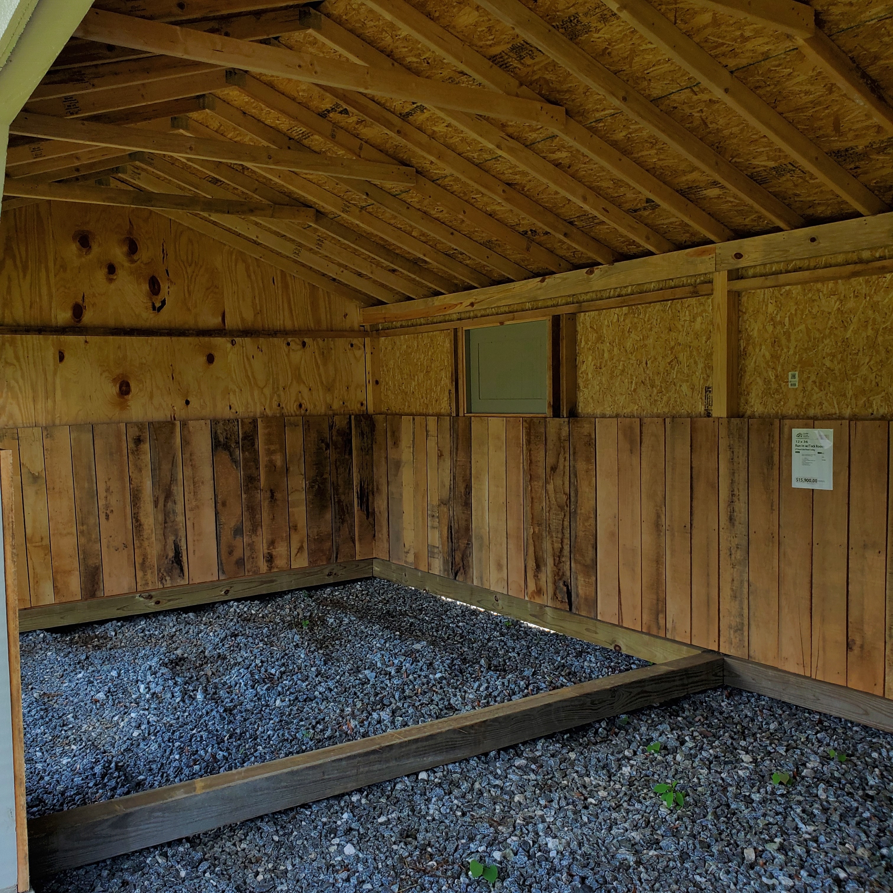 :Image: 12x36 Run in w/Tack Room2