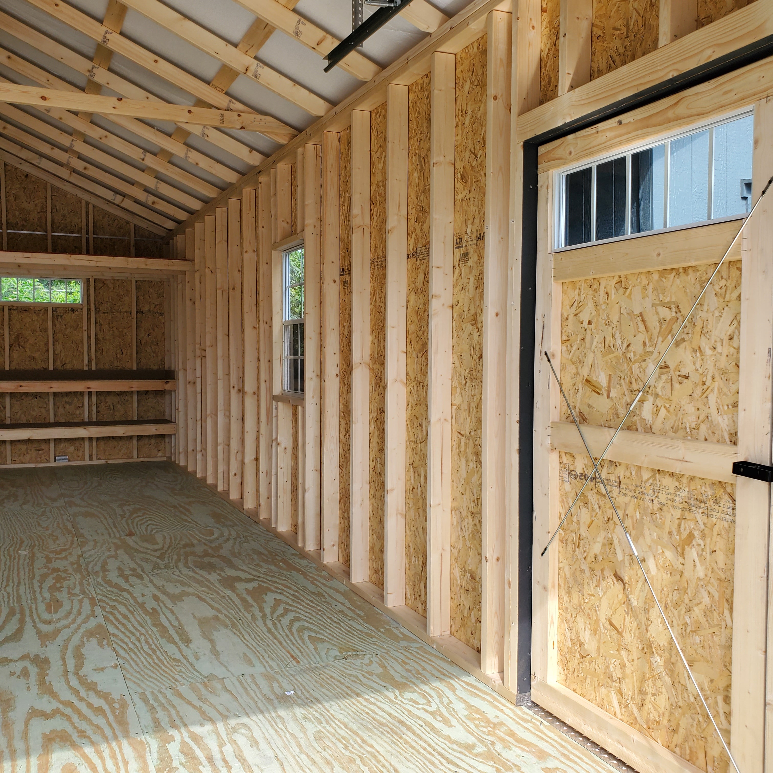 :Image: 12x28 Cottage Garage 1050H3