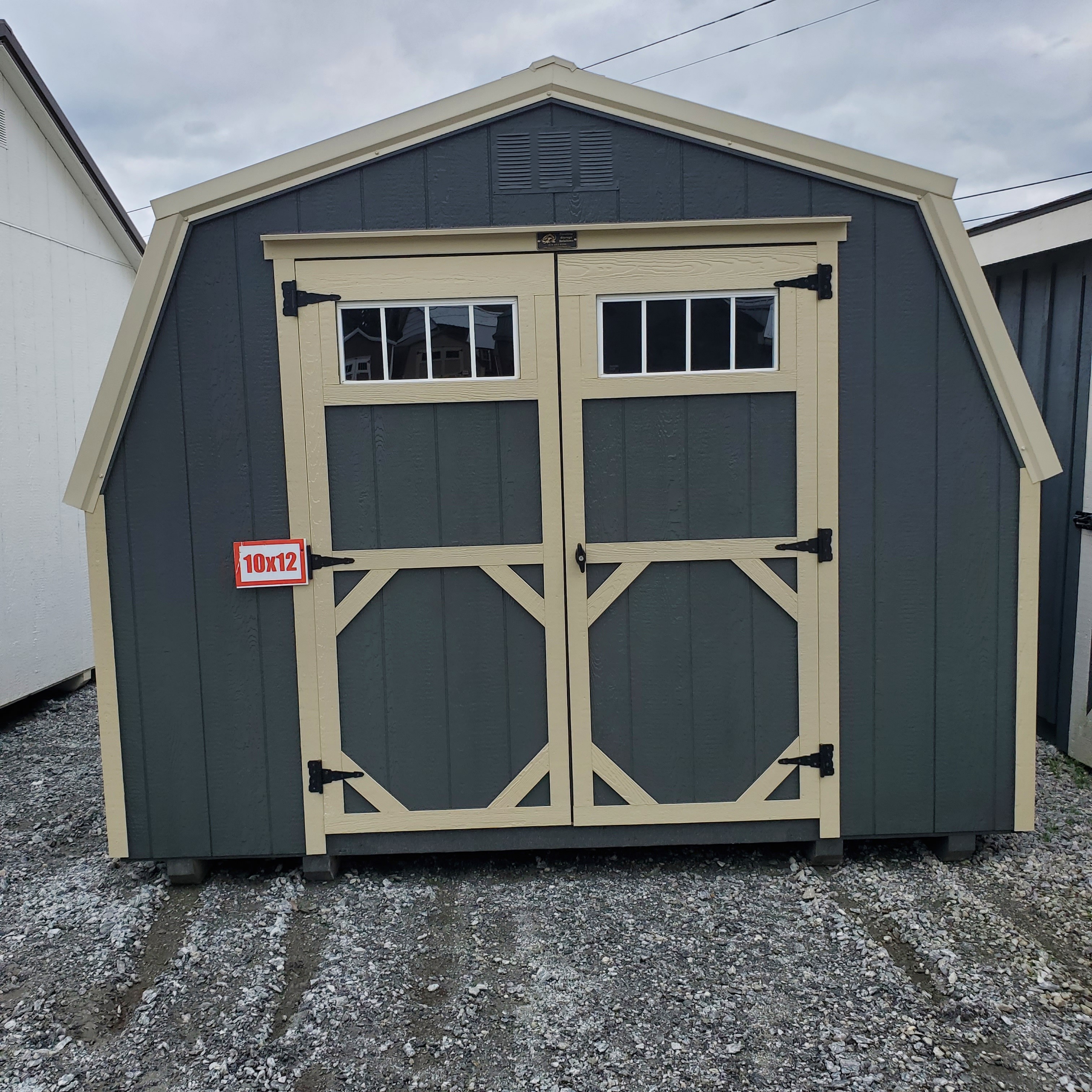 :Image: 10x12 Low Wall Barn 1062H1