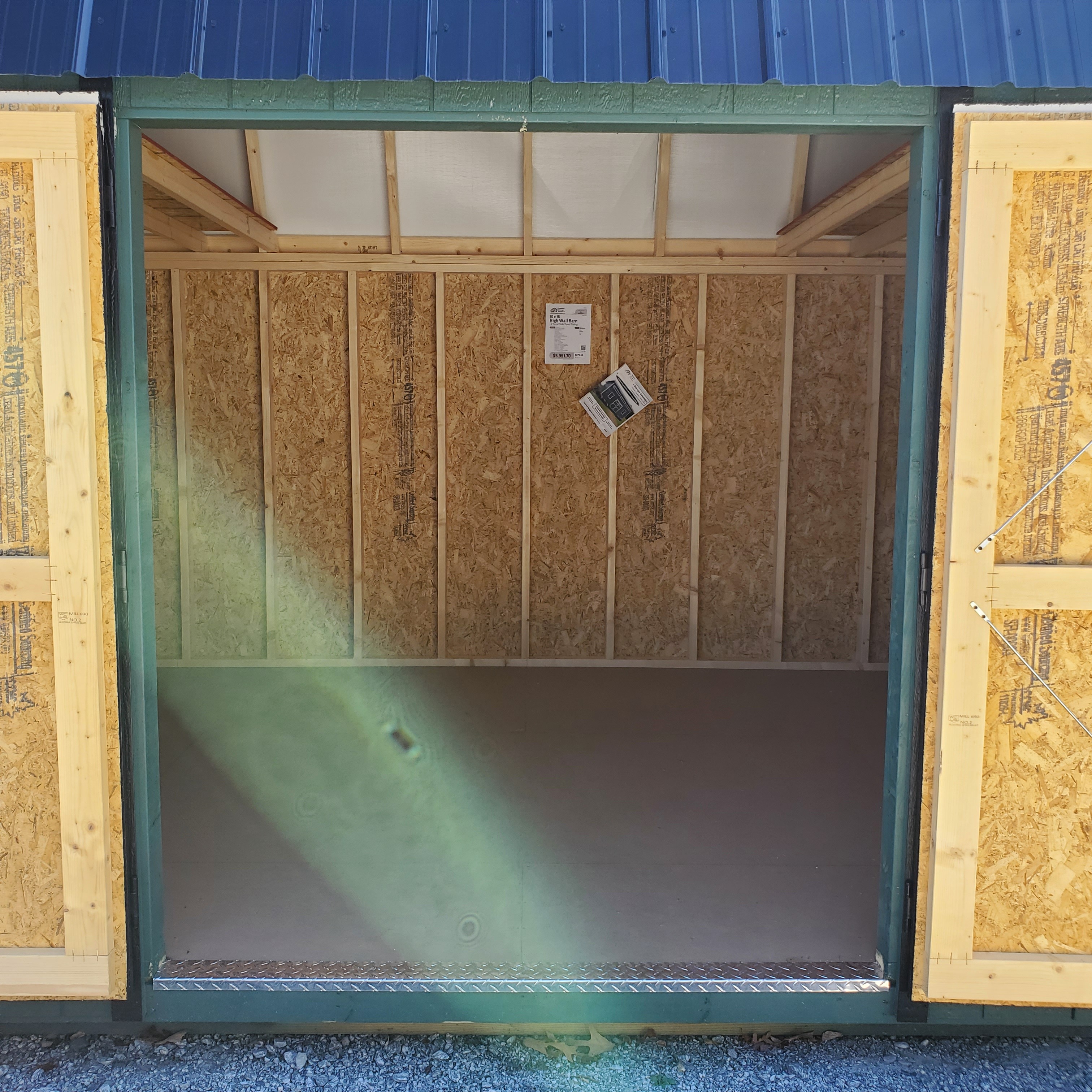 :Image: 10x16 High Wall Barn 1072H2