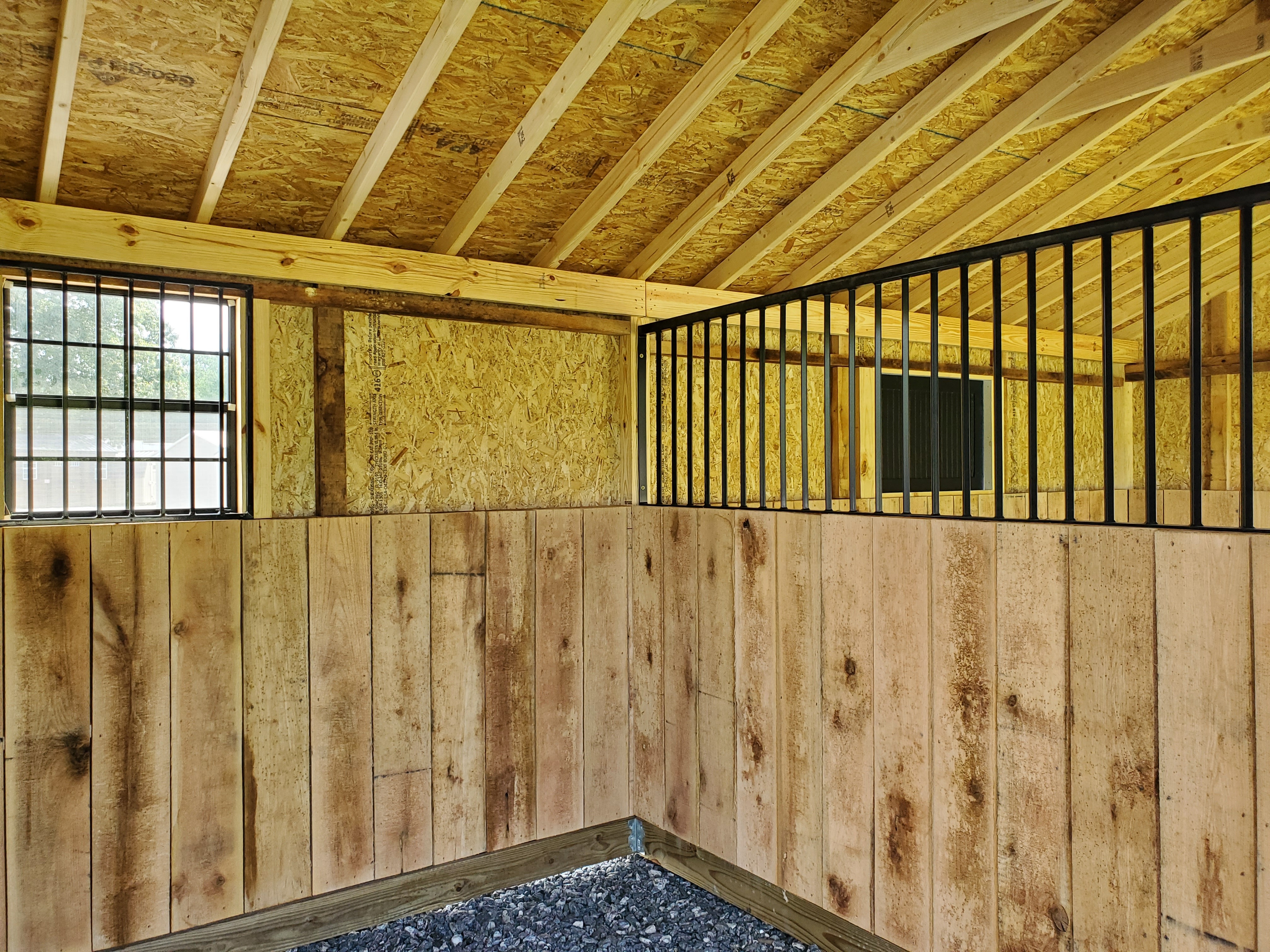 :Image: 10x32 Combo Barn 2035GC 3